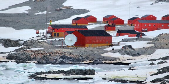 Drone’s-Eye Flying Clould Monitor Ice in Remote Regions